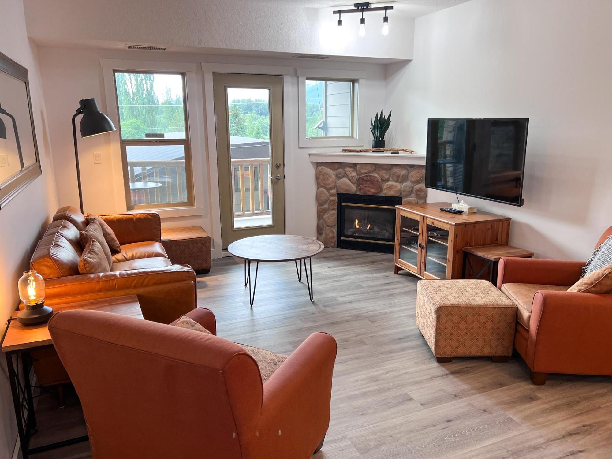 Silver Rock Condominiums By Fernie Central Reservations Eksteriør billede