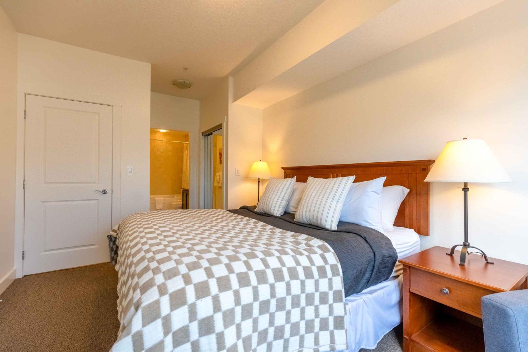 Silver Rock Condominiums By Fernie Central Reservations Eksteriør billede