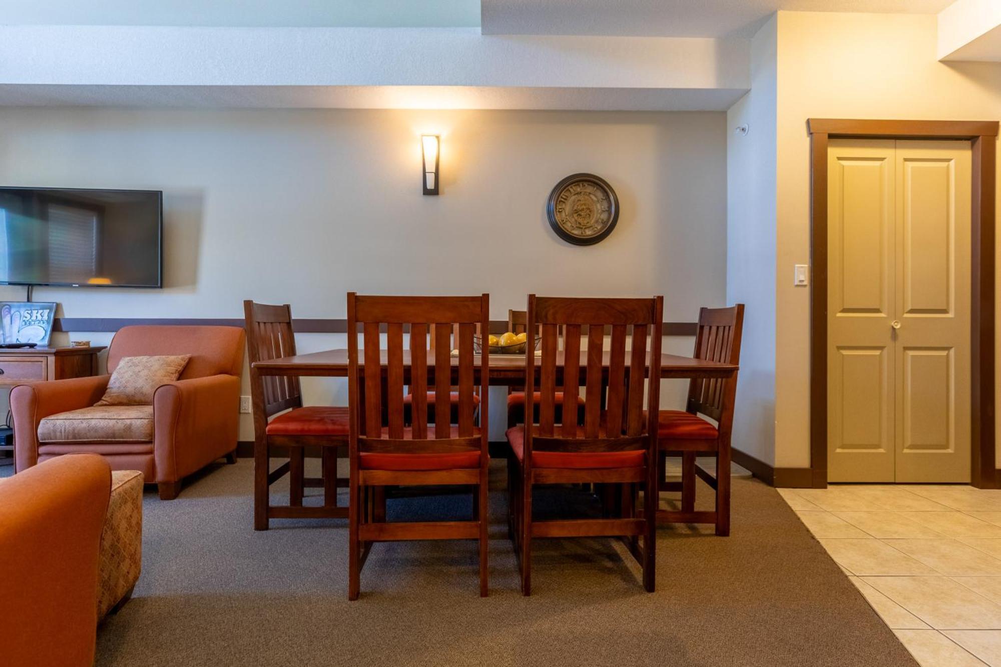 Silver Rock Condominiums By Fernie Central Reservations Eksteriør billede